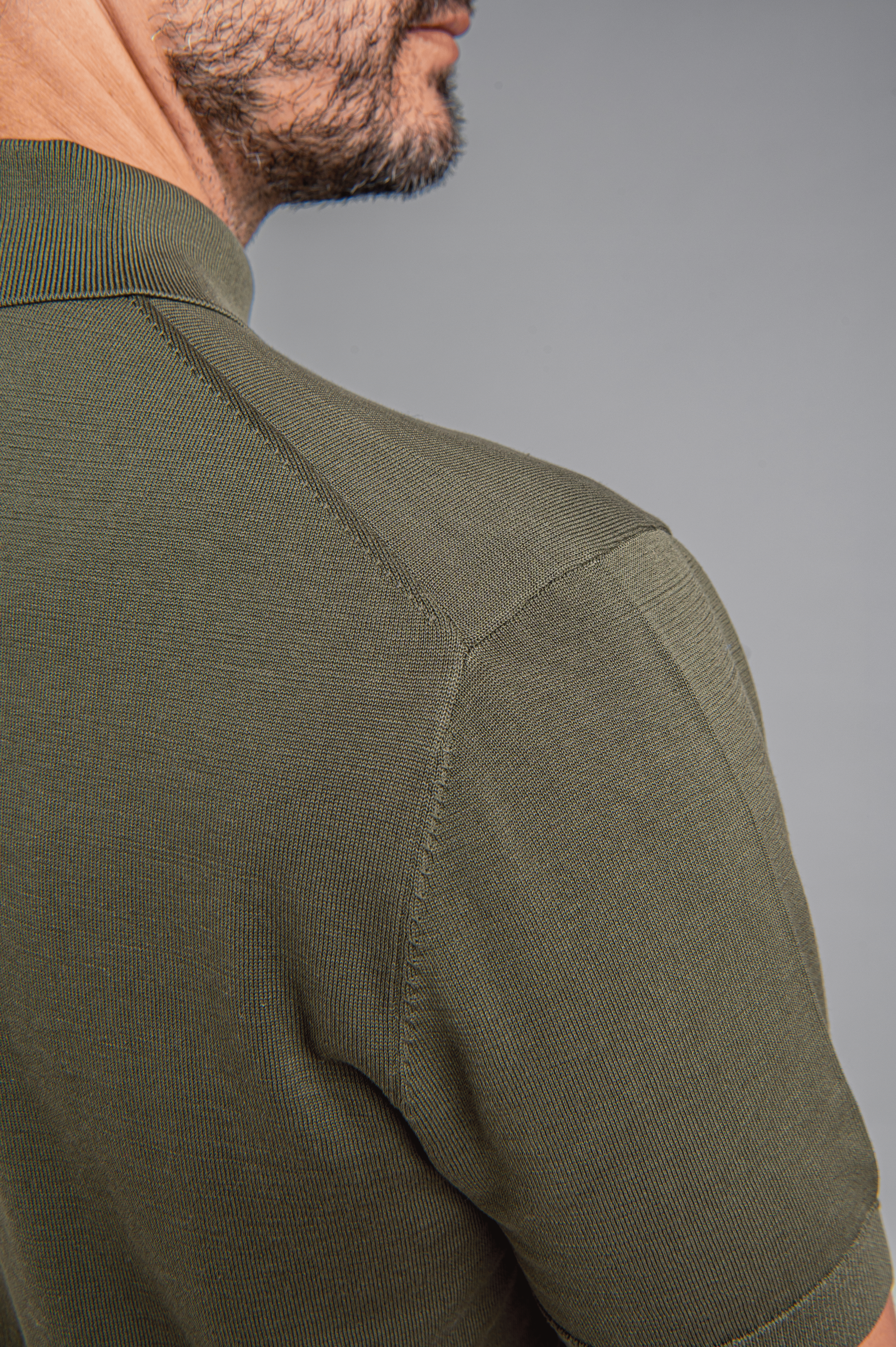 The Polo - Knitted Cotton/Silk Shirt - Military Green