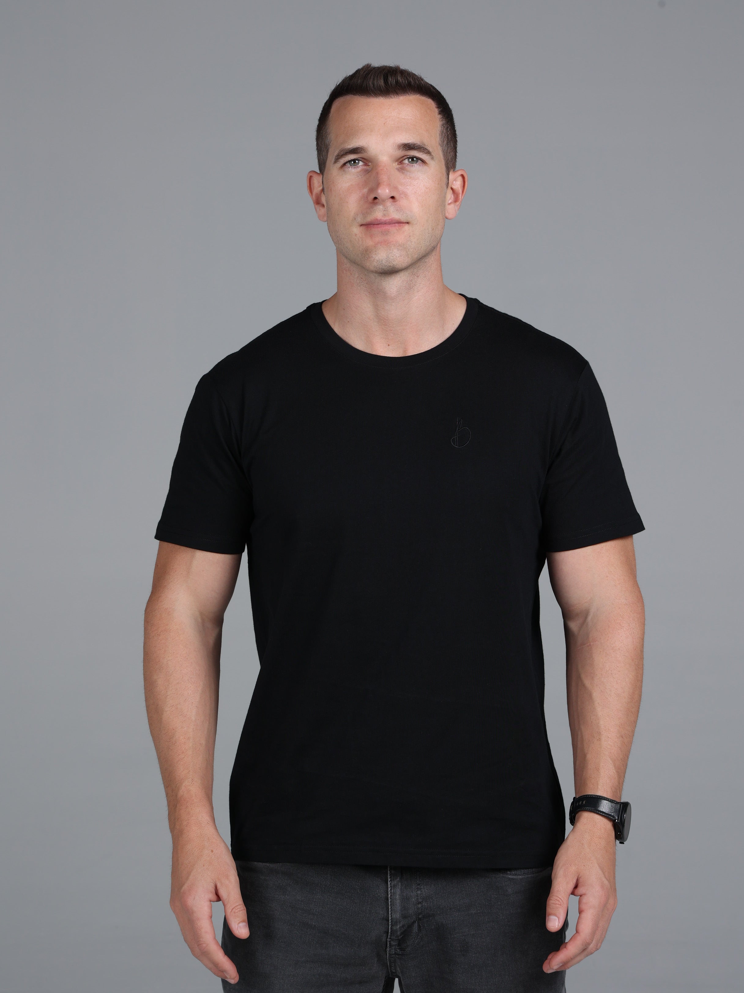 Signature Crewneck Regular Fit T-Shirt - Black