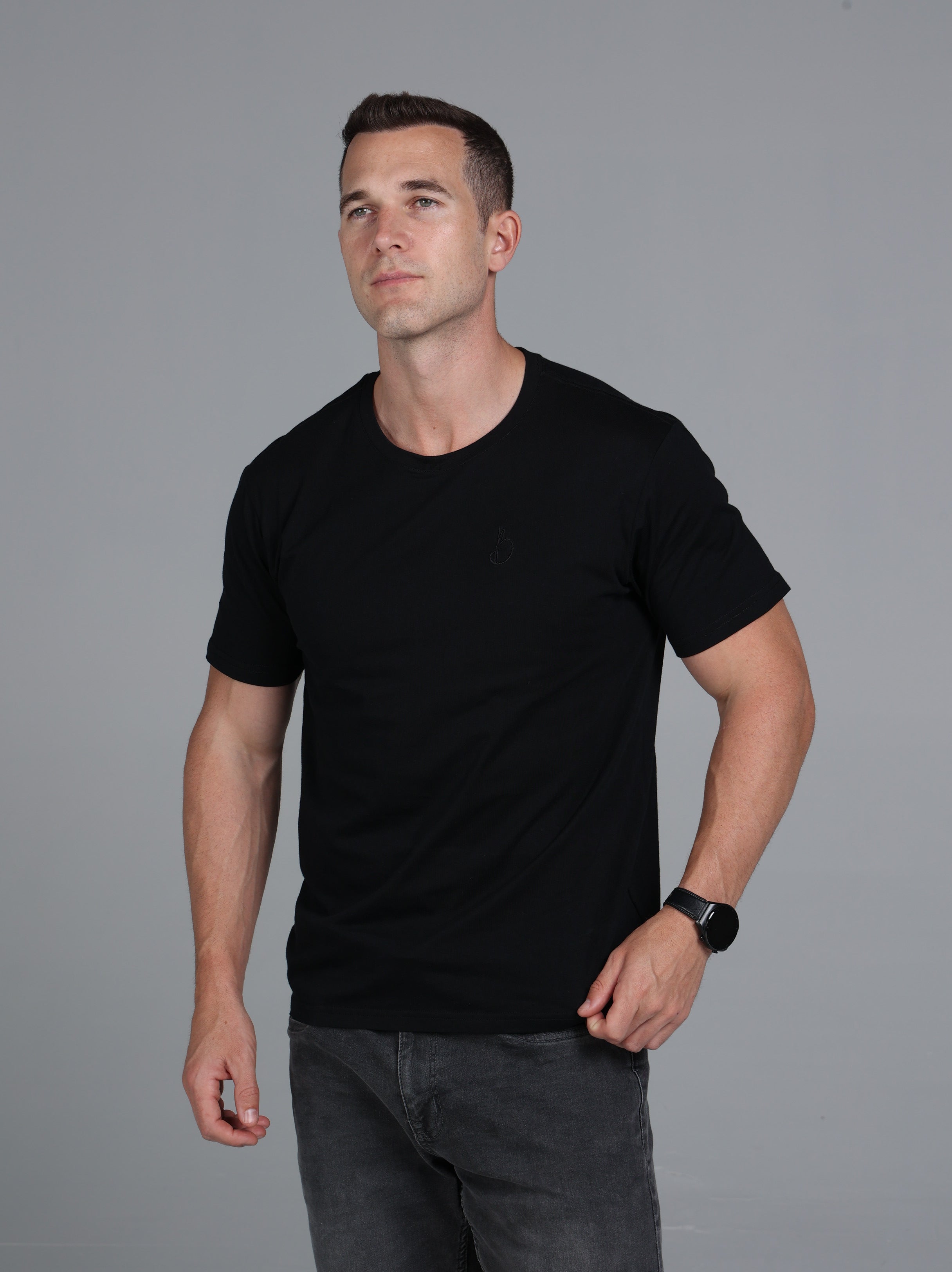 Signature Crewneck Regular Fit T-Shirt - Black