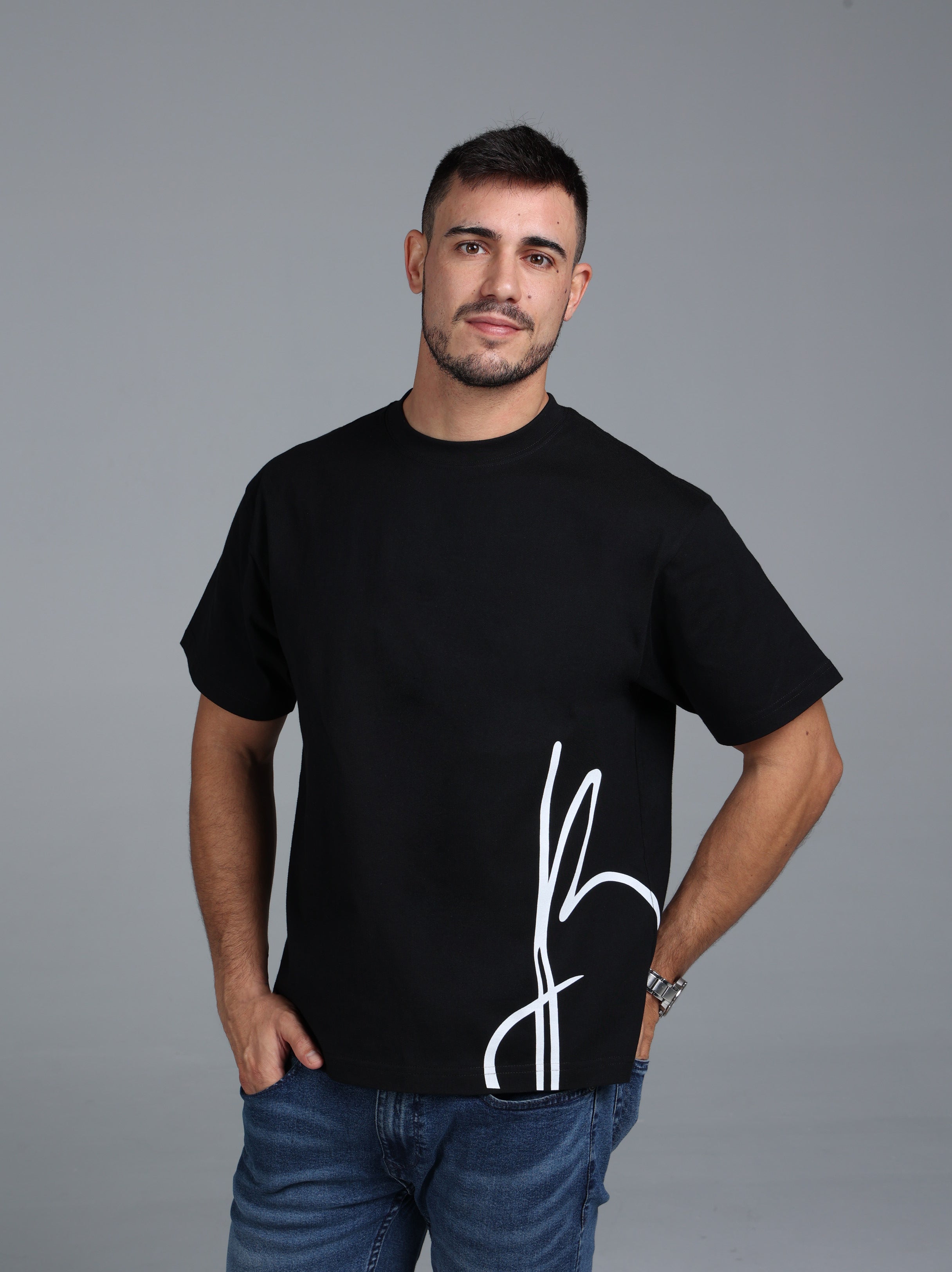 B Classic Oversized Fit T-Shirt - Black