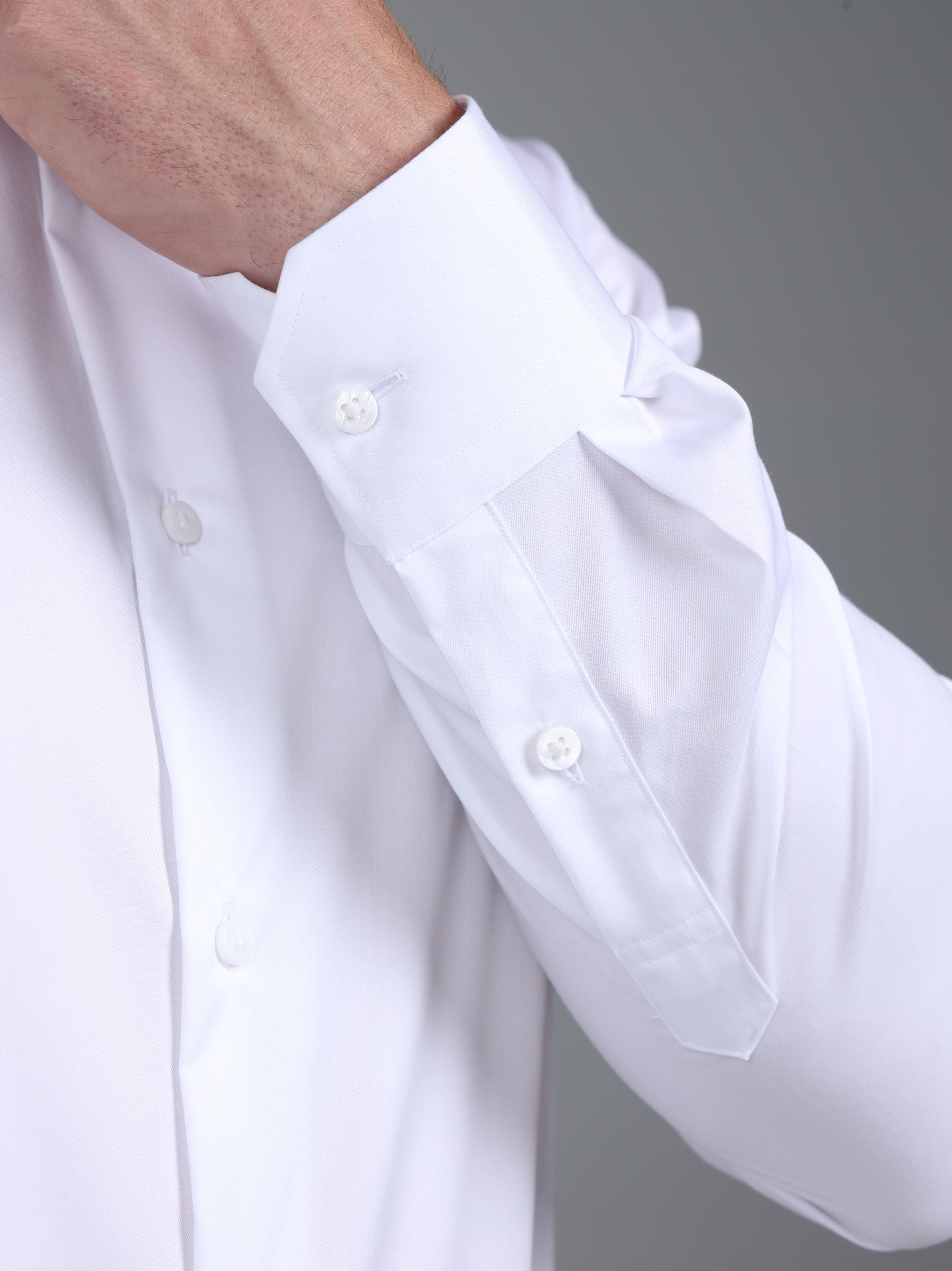 White Signature Twill  Extreme Cutaway Custom Fit Shirt